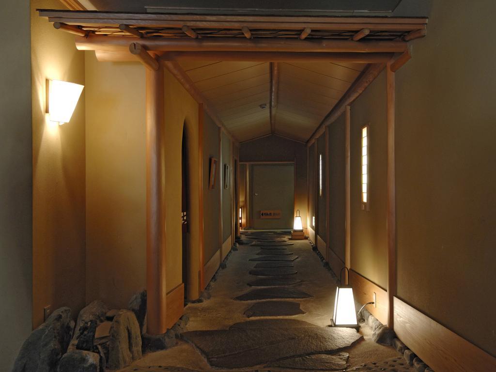 Momoyama Hotel Matsumoto Exterior photo