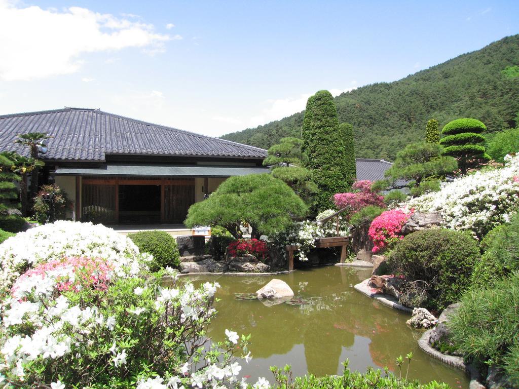 Momoyama Hotel Matsumoto Exterior photo