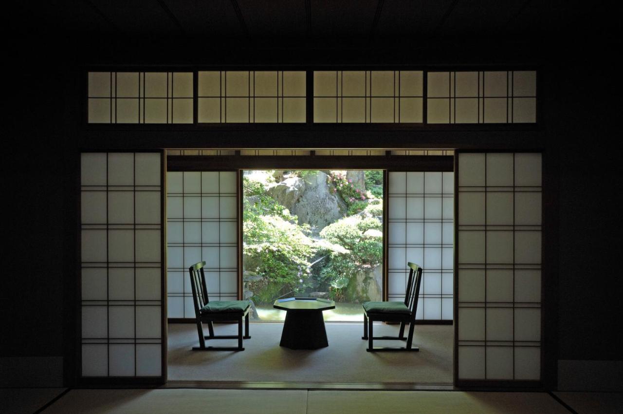 Momoyama Hotel Matsumoto Exterior photo